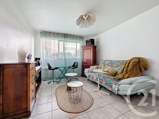 Afficher la photo en grand Appartement F2 à vendre - 2 pièces - 30.2 m2 - MONTPELLIER - 34 - LANGUEDOC-ROUSSILLON - Century 21 Via Domitia