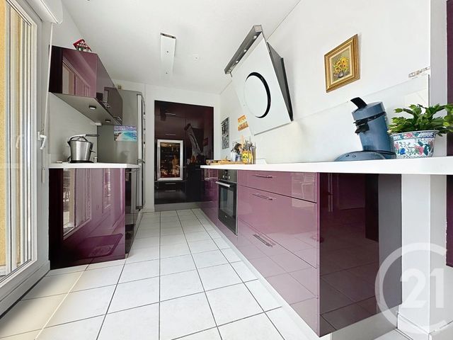 Appartement F4 à vendre - 4 pièces - 82.63 m2 - UCHAUD - 30 - LANGUEDOC-ROUSSILLON - Century 21 Via Domitia