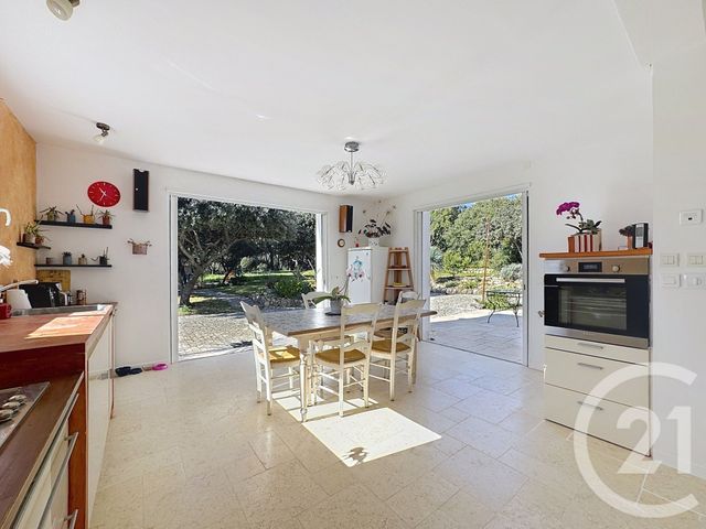 Afficher la photo en grand maison à vendre - 6 pièces - 240.0 m2 - ST GELY DU FESC - 34 - LANGUEDOC-ROUSSILLON - Century 21 Via Domitia