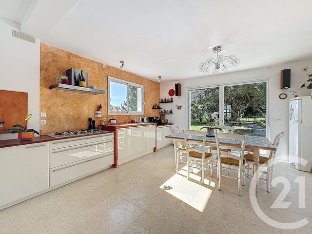 Afficher la photo en grand maison à vendre - 6 pièces - 240.0 m2 - ST GELY DU FESC - 34 - LANGUEDOC-ROUSSILLON - Century 21 Via Domitia