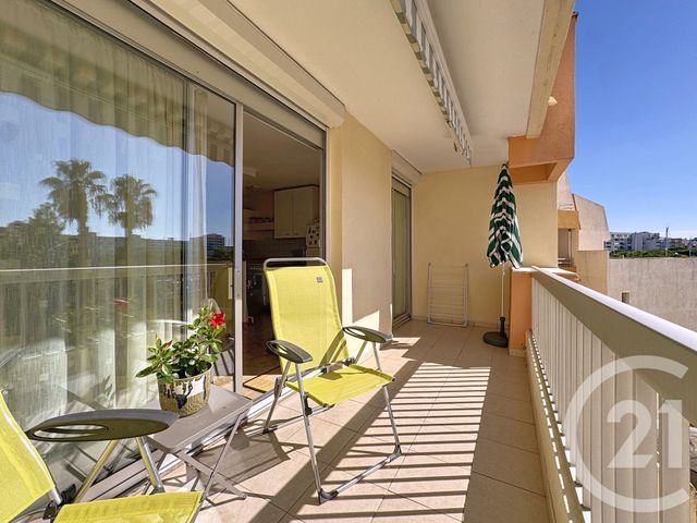 Appartement F3 à vendre - 3 pièces - 63.1 m2 - MAUGUIO CARNON - 34 - LANGUEDOC-ROUSSILLON - Century 21 Via Domitia