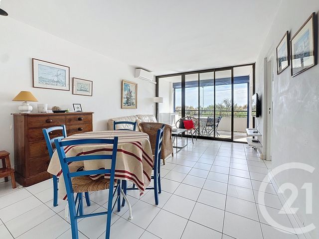 Appartement F3 à vendre - 3 pièces - 52.55 m2 - LA GRANDE MOTTE - 34 - LANGUEDOC-ROUSSILLON - Century 21 Via Domitia