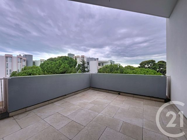 Afficher la photo en grand Appartement F3 à vendre - 3 pièces - 74.16 m2 - MONTPELLIER - 34 - LANGUEDOC-ROUSSILLON - Century 21 Via Domitia