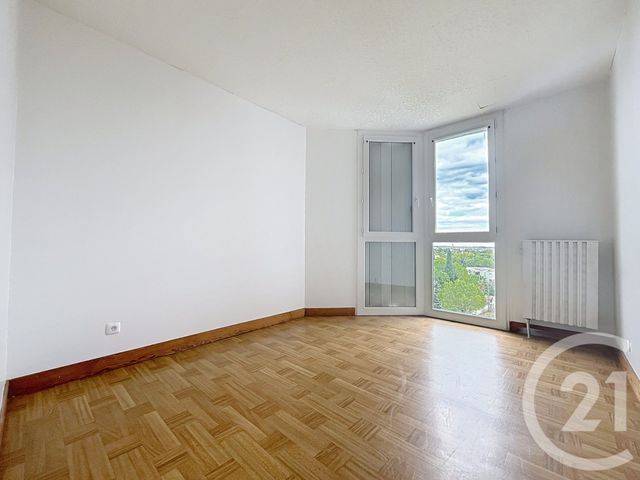 Afficher la photo en grand Appartement F3 à vendre - 3 pièces - 74.16 m2 - MONTPELLIER - 34 - LANGUEDOC-ROUSSILLON - Century 21 Via Domitia