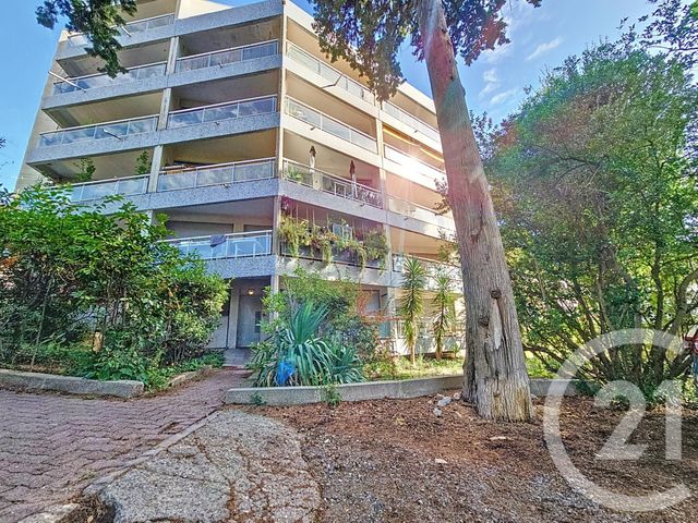 Appartement F1 à louer - 1 pièce - 39.98 m2 - MONTPELLIER - 34 - LANGUEDOC-ROUSSILLON - Century 21 Via Domitia