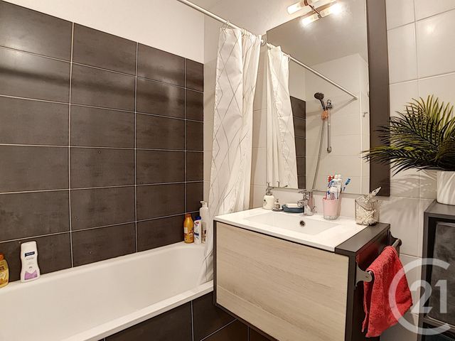 Appartement F2 à vendre - 2 pièces - 44.42 m2 - CASTELNAU LE LEZ - 34 - LANGUEDOC-ROUSSILLON - Century 21 Via Domitia