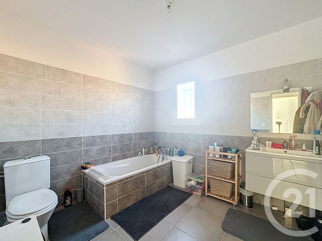 maison à louer - 4 pièces - 94.03 m2 - TEYRAN - 34 - LANGUEDOC-ROUSSILLON - Century 21 Via Domitia