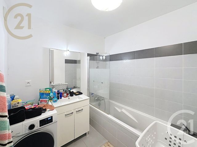 Appartement F3 à vendre - 3 pièces - 62.65 m2 - MONTPELLIER - 34 - LANGUEDOC-ROUSSILLON - Century 21 Via Domitia