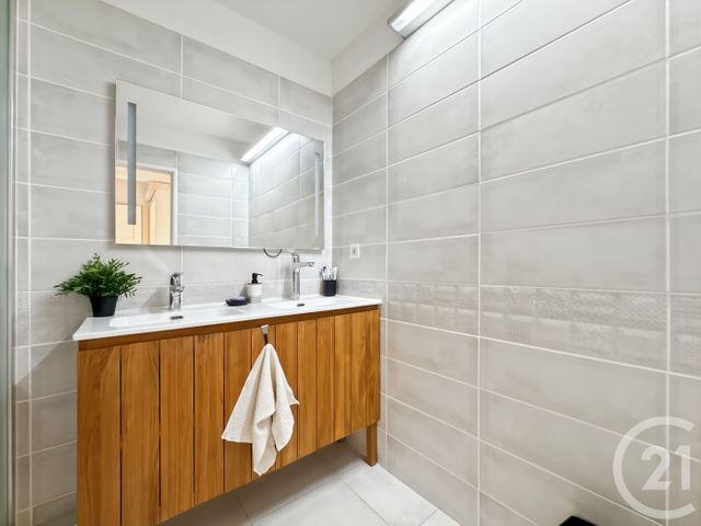 Appartement F4 à vendre - 4 pièces - 93.0 m2 - MONTPELLIER - 34 - LANGUEDOC-ROUSSILLON - Century 21 Via Domitia