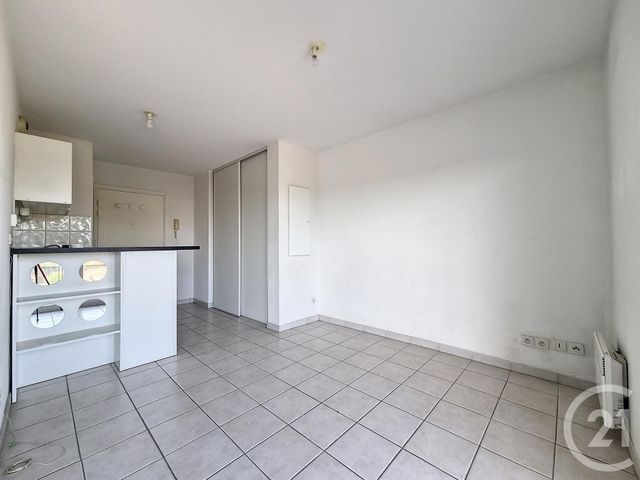 Appartement F1 à louer - 1 pièce - 30.0 m2 - MONTPELLIER - 34 - LANGUEDOC-ROUSSILLON - Century 21 Via Domitia