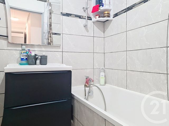 Appartement à vendre - 4 pièces - 76.22 m2 - MONTPELLIER - 34 - LANGUEDOC-ROUSSILLON - Century 21 Via Domitia
