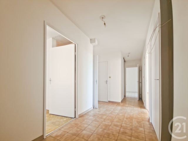 Appartement T5 à vendre - 5 pièces - 110.26 m2 - MONTPELLIER - 34 - LANGUEDOC-ROUSSILLON - Century 21 Via Domitia