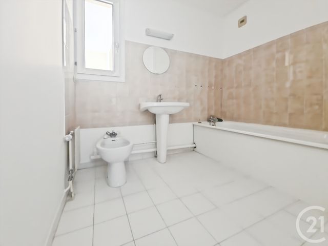 Appartement T5 à vendre - 5 pièces - 110.26 m2 - MONTPELLIER - 34 - LANGUEDOC-ROUSSILLON - Century 21 Via Domitia