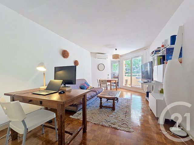 Appartement F2 à louer - 2 pièces - 41.46 m2 - MONTPELLIER - 34 - LANGUEDOC-ROUSSILLON - Century 21 Via Domitia