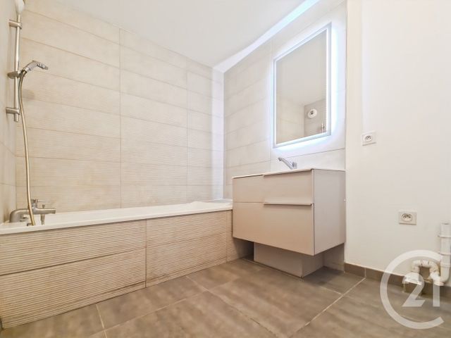Appartement F3 à vendre - 3 pièces - 63.8 m2 - MONTPELLIER - 34 - LANGUEDOC-ROUSSILLON - Century 21 Via Domitia