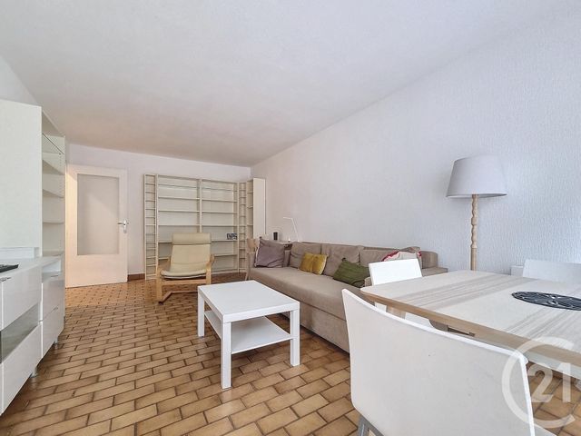 Appartement F2 à louer - 2 pièces - 48.0 m2 - MONTPELLIER - 34 - LANGUEDOC-ROUSSILLON - Century 21 Via Domitia