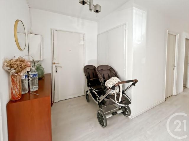 Appartement T3 à vendre - 3 pièces - 70.07 m2 - MONTPELLIER - 34 - LANGUEDOC-ROUSSILLON - Century 21 Via Domitia