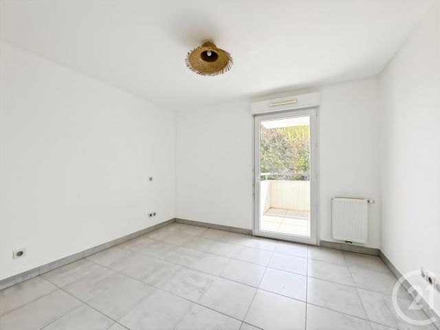 Appartement F2 à vendre - 2 pièces - 42.4 m2 - MONTFERRIER SUR LEZ - 34 - LANGUEDOC-ROUSSILLON - Century 21 Via Domitia
