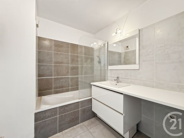 Appartement F2 à vendre - 2 pièces - 42.4 m2 - MONTFERRIER SUR LEZ - 34 - LANGUEDOC-ROUSSILLON - Century 21 Via Domitia
