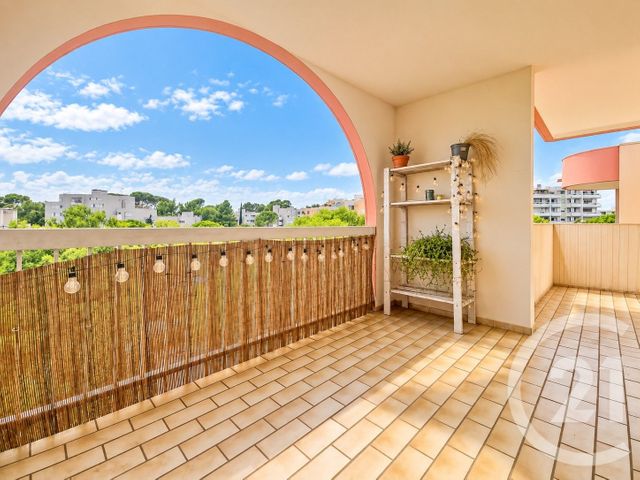 Appartement T4 à vendre - 4 pièces - 124.0 m2 - MONTPELLIER - 34 - LANGUEDOC-ROUSSILLON - Century 21 Via Domitia