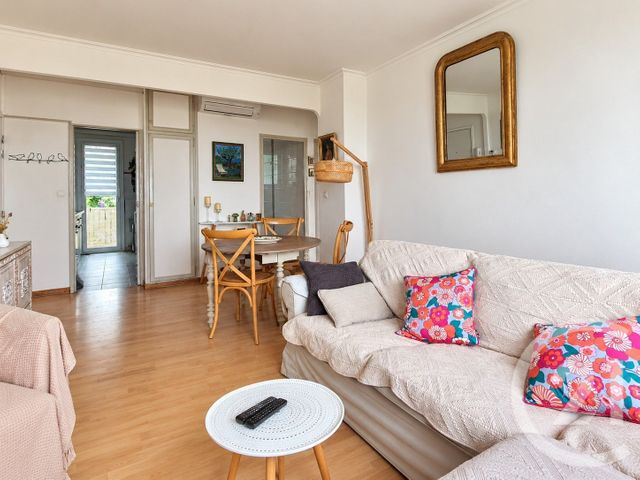 Appartement T3 à vendre - 3 pièces - 58.12 m2 - MONTPELLIER - 34 - LANGUEDOC-ROUSSILLON - Century 21 Via Domitia
