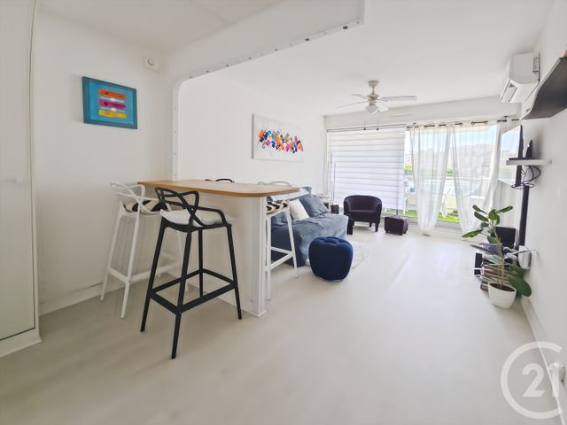 Appartement F2 à louer - 2 pièces - 35.06 m2 - MAUGUIO CARNON - 34 - LANGUEDOC-ROUSSILLON - Century 21 Via Domitia