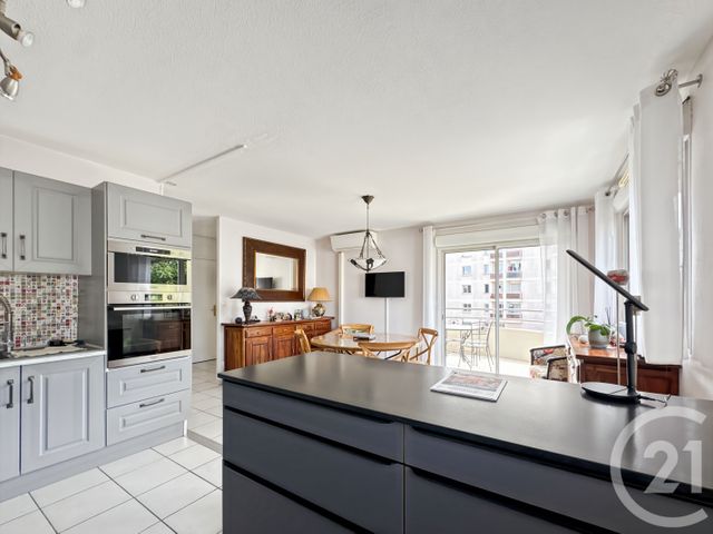 Appartement F4 à vendre - 4 pièces - 87.0 m2 - MONTPELLIER - 34 - LANGUEDOC-ROUSSILLON - Century 21 Via Domitia