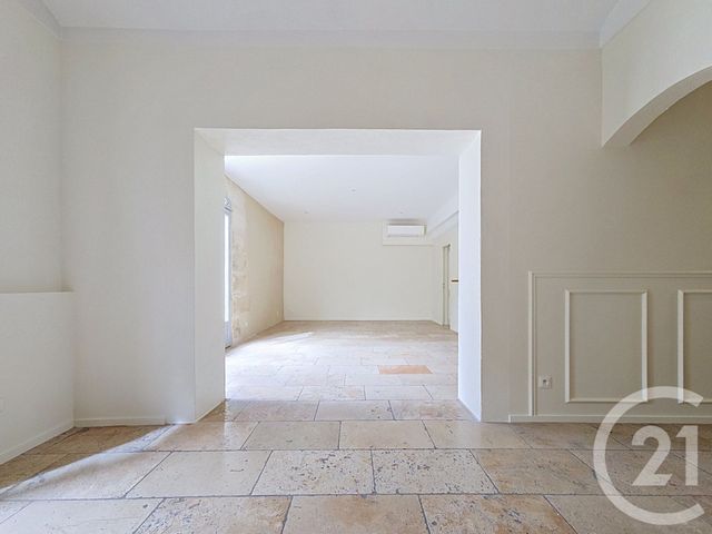 maison à louer - 5 pièces - 140.0 m2 - BAILLARGUES - 34 - LANGUEDOC-ROUSSILLON - Century 21 Via Domitia