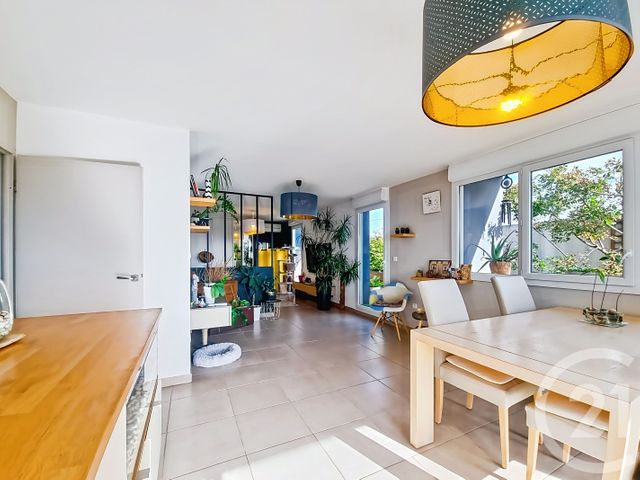 Appartement F3 bis à vendre - 3 pièces - 84.12 m2 - CASTELNAU LE LEZ - 34 - LANGUEDOC-ROUSSILLON - Century 21 Via Domitia