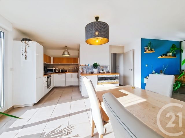 Appartement F3 bis à vendre - 3 pièces - 84.12 m2 - CASTELNAU LE LEZ - 34 - LANGUEDOC-ROUSSILLON - Century 21 Via Domitia