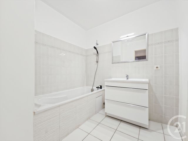 Appartement F2 à louer - 2 pièces - 50.43 m2 - MONTPELLIER - 34 - LANGUEDOC-ROUSSILLON - Century 21 Via Domitia