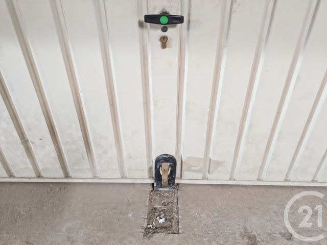parking à louer - 12.5 m2 - MONTPELLIER - 34 - LANGUEDOC-ROUSSILLON - Century 21 Via Domitia